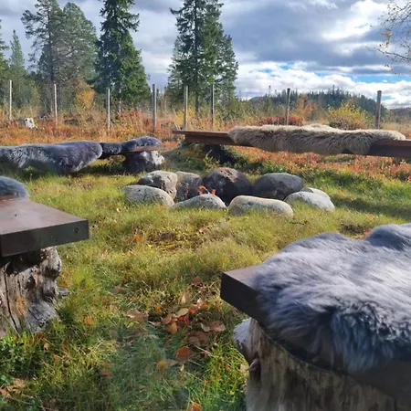 Ramstadbu -hytte Ved Vannet Nær Trondheim, 4 Soverom Soknedal