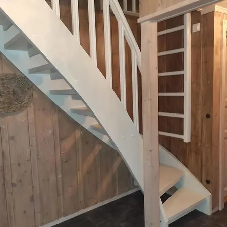 Feriehus Ramstadbu -hytte Ved Vannet Nær Trondheim, 4 Soverom