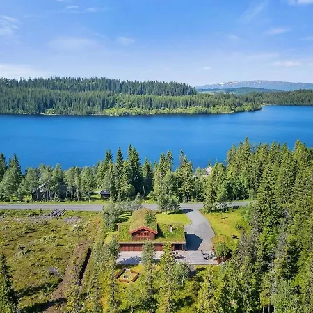 Feriehus Ramstadbu -hytte Ved Vannet Nær Trondheim, 4 Soverom *