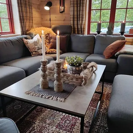 Ramstadbu -hytte Ved Vannet Nær Trondheim, 4 Soverom * Soknedal