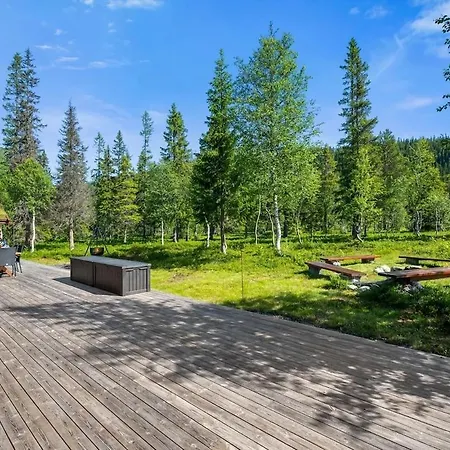 Feriehus Ramstadbu -hytte Ved Vannet Nær Trondheim, 4 Soverom Soknedal
