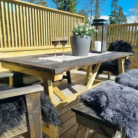 Ramstadbu -hytte Ved Vannet Nær Trondheim, 4 Soverom Feriehus Soknedal