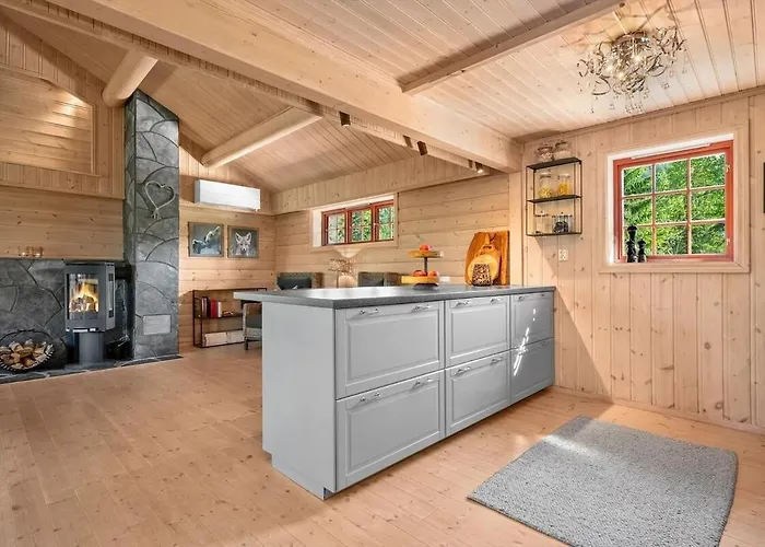 Ramstadbu -lake Near Trondheim, 4 Bedrooms Ferienhaus
