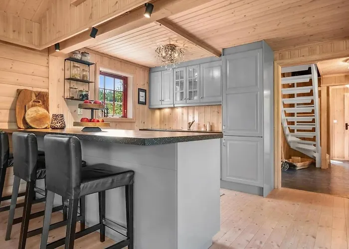 Ramstadbu -lake Near Trondheim, 4 Bedrooms Ferienhaus *